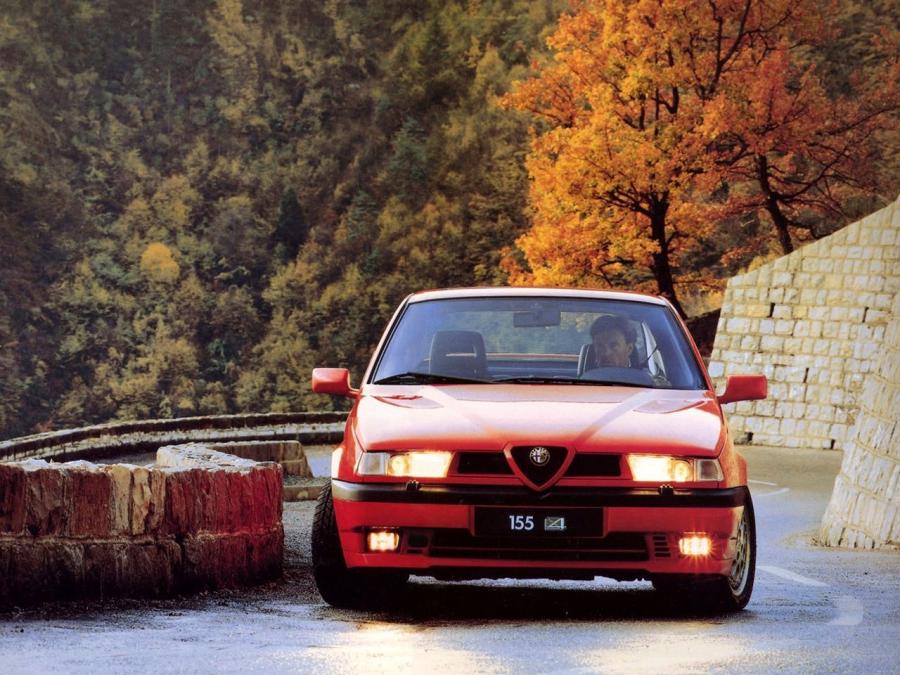  Alfa Romeo 155 Q4 (167) 1992 года  (фото 13 из 16)